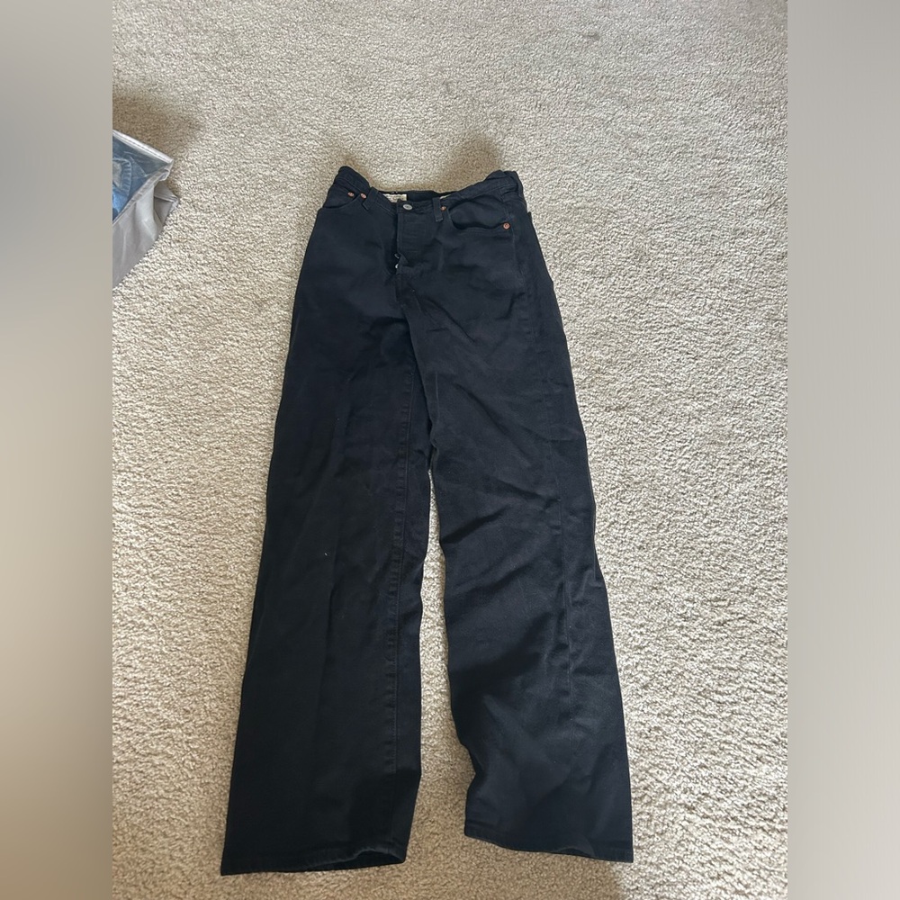 Levi’s Black Jeans